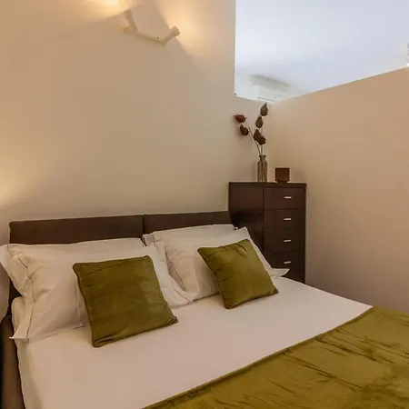 Anzani Modern Studio By Wonderful Italy *